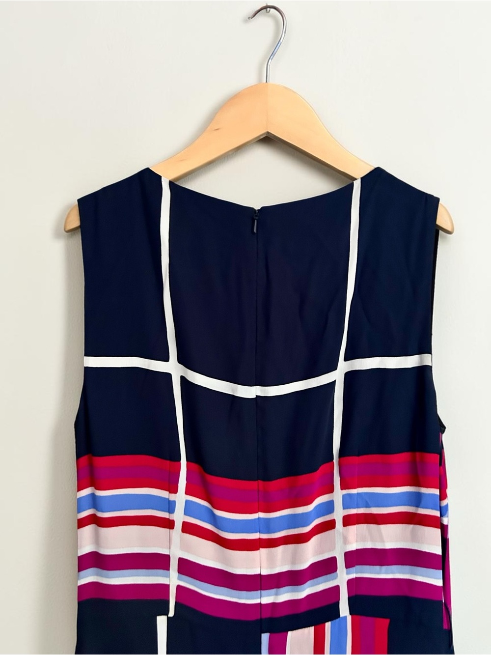 Karen Millen Geometric Plaid Fit & Flare Handkerchief Hem Midi Dress US 4 - Picture 7 of 10
